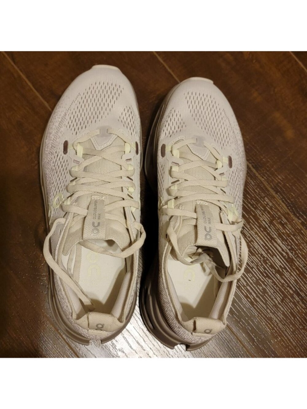 NEW On Cloud Cloudsurfer Max Running Shoe Sneaker Athletic Walking Womens 9 - Picture 2 of 9